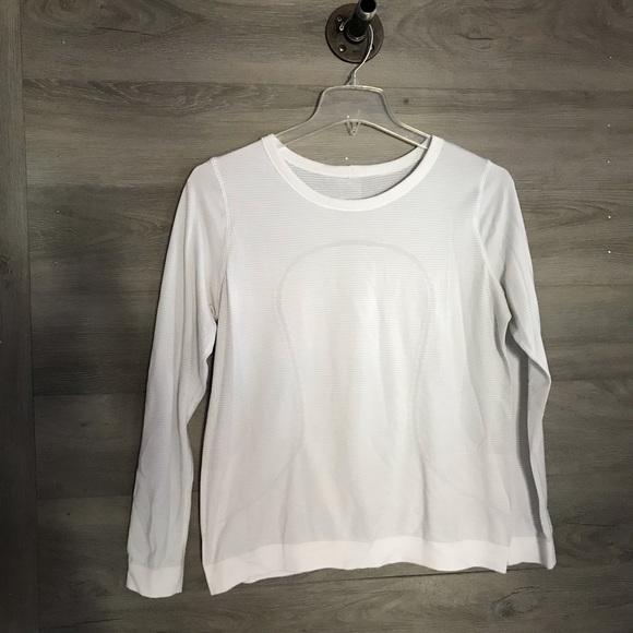 lululemon athletica Tops - Lululemon Swiftly Breathe LS